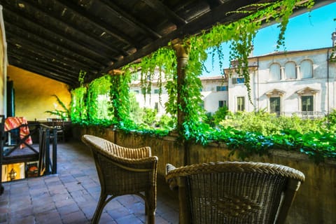 Balcony/Terrace, Balcony/Terrace