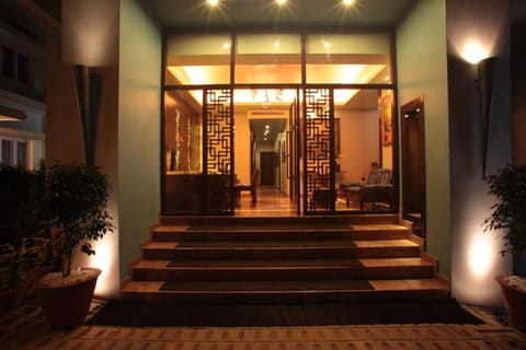 Facade/entrance