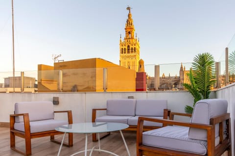 Balcony/Terrace, Landmark view