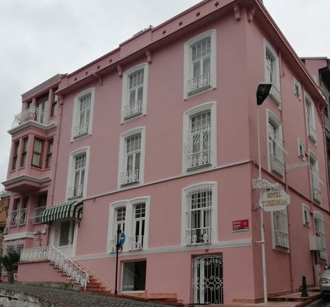 Property building, Facade/entrance
