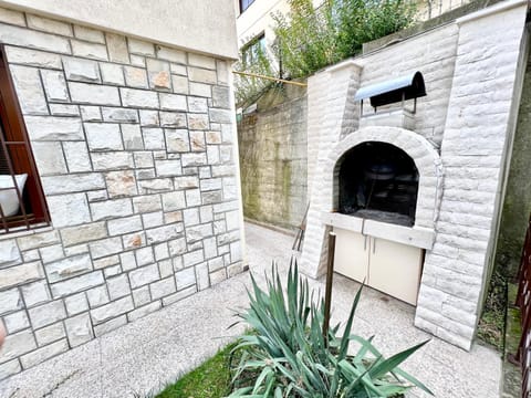 Day, Garden, flat iron