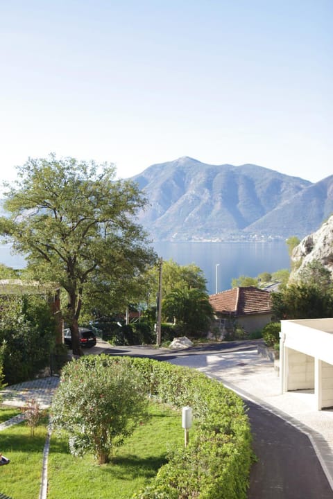 View (from property/room), Mountain view, Sea view