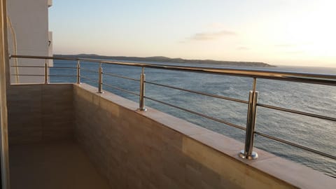 Natural landscape, Balcony/Terrace, Sea view, Sunset