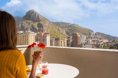View (from property/room), Balcony/Terrace