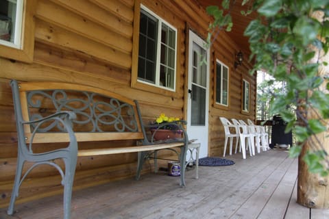 Patio, Facade/entrance