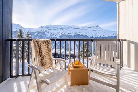 Day, Natural landscape, Winter, Balcony/Terrace, Mountain view, Sunrise