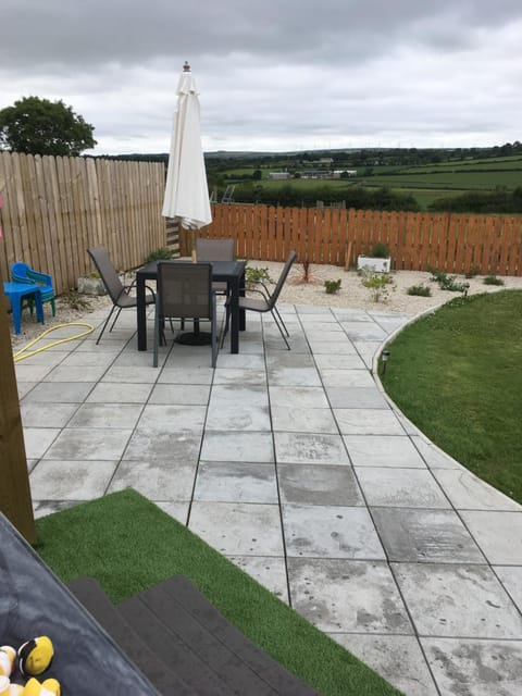 Roe Valley Cottage - LA Spa Hot Tub House in County Donegal