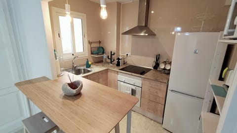 Hawaii Fira Barcelona Apartment in L'Hospitalet de Llobregat