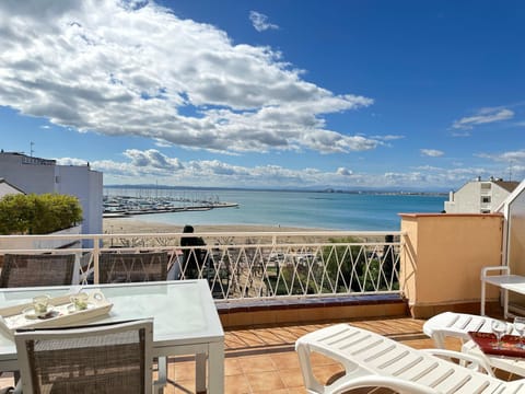 View (from property/room), Balcony/Terrace