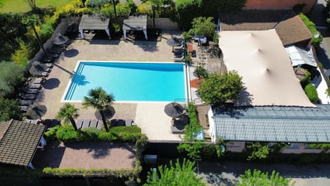 Property building, Restaurant/places to eat, Swimming pool