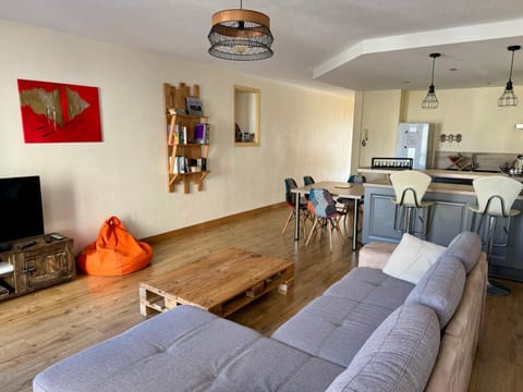 Vue imprenable sur la Mairie Apartment in Vannes