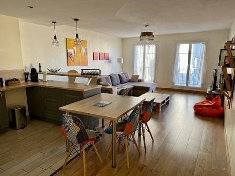 Vue imprenable sur la Mairie Apartment in Vannes