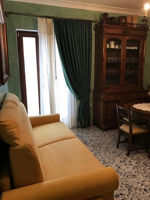 Casa Tètta two styles living together House in Sant Agnello