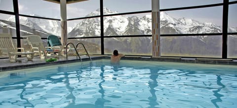 Mountain view, Swimming pool