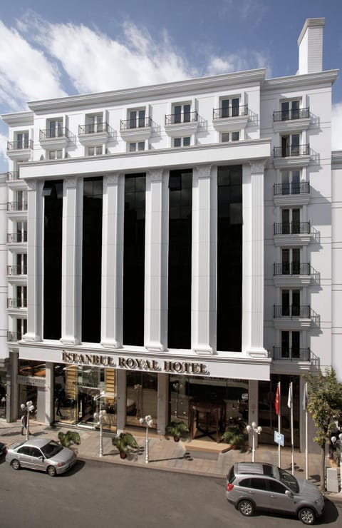 Property building, Day