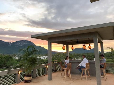 View (from property/room), Balcony/Terrace, Mountain view, Sunrise, Sunset
