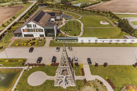 Property building, Bird's eye view