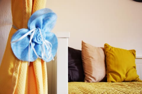 Living room, Decorative detail, Seating area