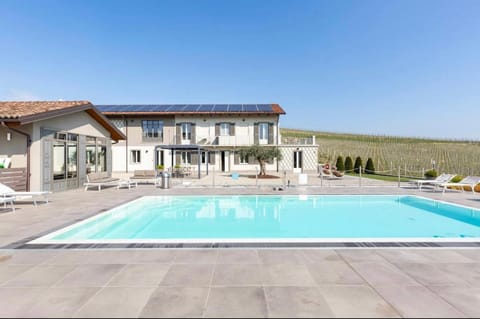 Patio, Natural landscape, Swimming pool, sunbed