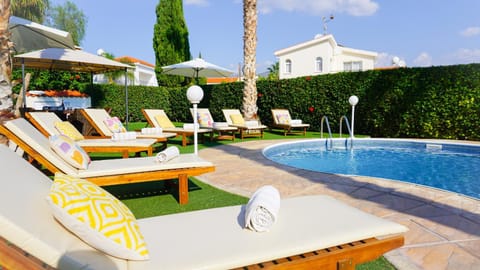 Villa Oasis by Ezoria Villas Villa in Peyia