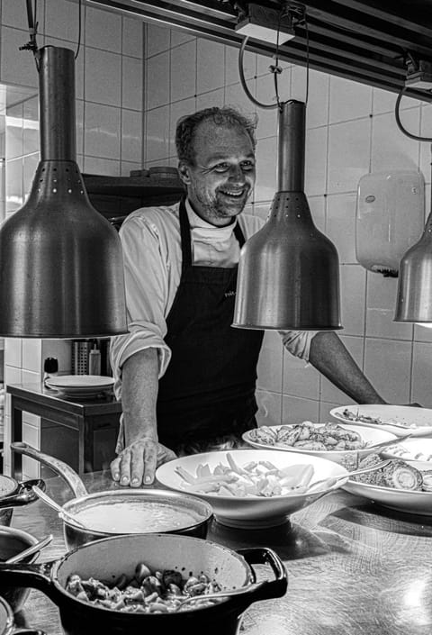 PRET A GOUTER bistro bar bed Inn in Flanders