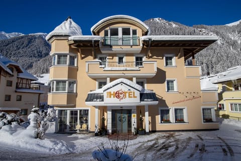 Property building, Winter