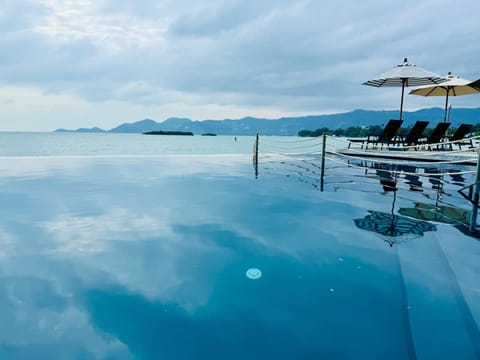 Pool view, Sea view, Swimming pool