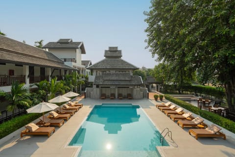 Property building, Swimming pool