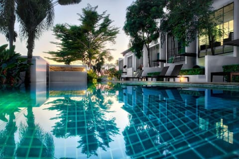 Patio, Garden, Balcony/Terrace, Swimming pool, Swimming pool