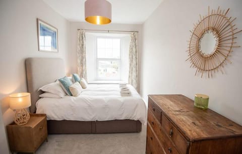 Old Vicarage Mortehoe Near Woolacombe 2 x sleeps 4 and 1 x sleeps 10 cottages House in Woolacombe