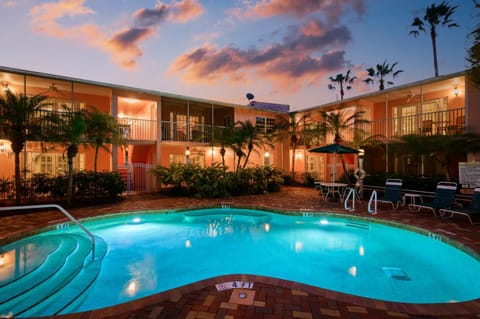 Property building, Swimming pool