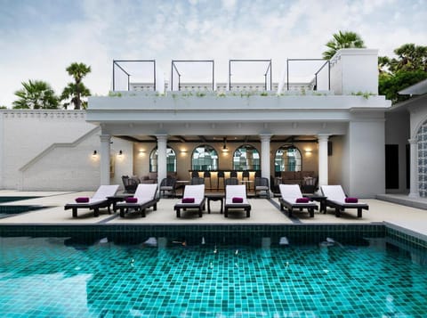 Lounge or bar, Swimming pool, Swimming pool
