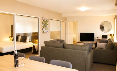 Living room, Bedroom, Dinner