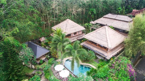 Property building, Bird's eye view, Pool view