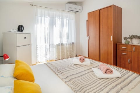 Double Rooms Jasna with Sea View Bed and Breakfast in Lika-Senj County