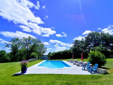 Natural landscape, Garden, Pool view, Swimming pool, sunbed