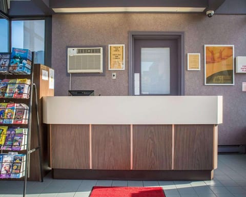 Lobby or reception, On site