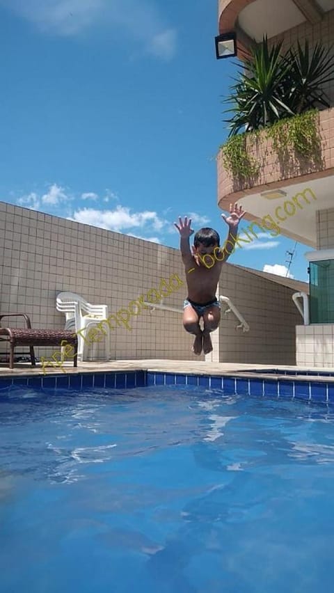 Swimming pool, children