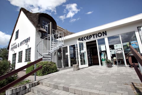 Svalereden Strand Camping Rooms Campground/ 
RV Resort in Frederikshavn