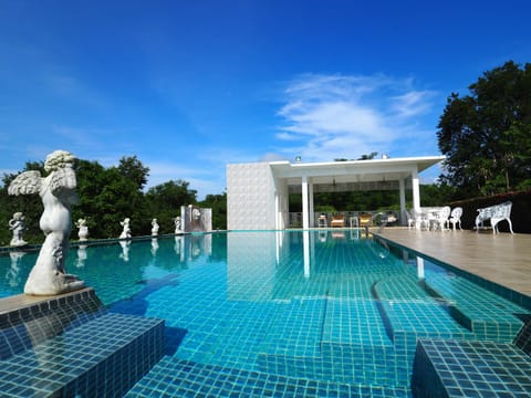 Pool view, Swimming pool