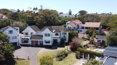 Neighbourhood, Bird's eye view, Street view