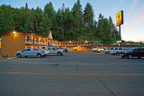 National 9 Inn - Placerville Hotel in Placerville