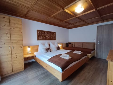 Shower, Toilet, Bedroom, soundproof