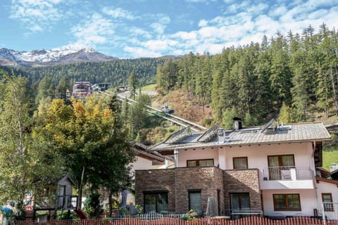 Property building, Staff, Natural landscape, Skiing, Table tennis, View (from property/room), Other, Hiking, Cycling, Guests, Mountain view, Time of day, Location