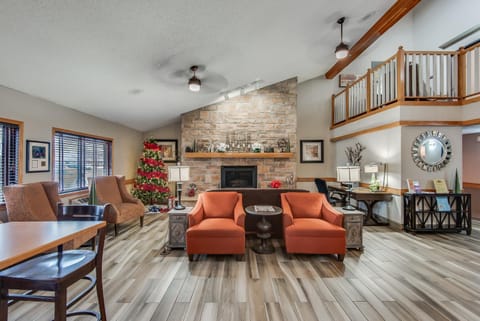 AmericInn by Wyndham Coon Rapids Hotel in Coon Rapids