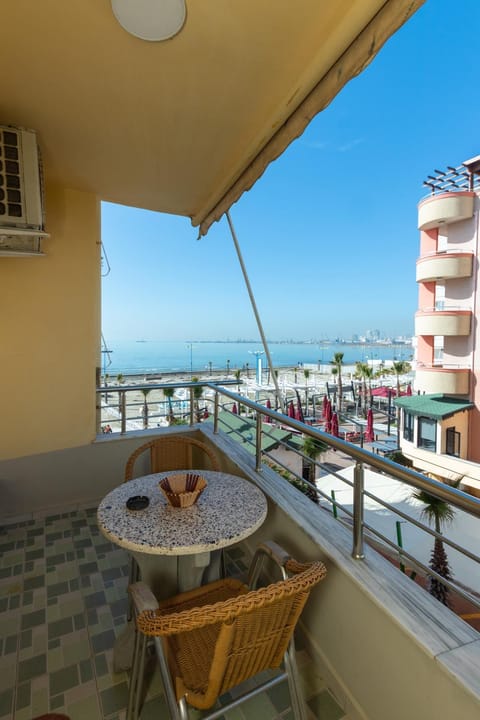 View (from property/room), Balcony/Terrace, Seating area, Sea view