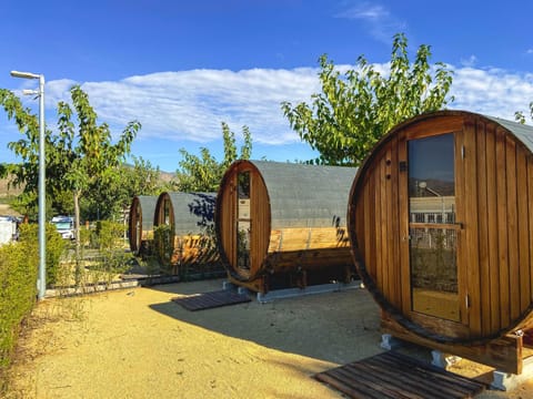 Facade/entrance, Bed, Garden