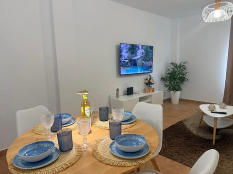 TV and multimedia, Dining area