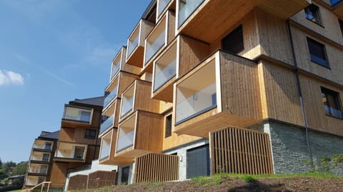 Property building, Balcony/Terrace