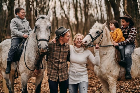Activities, Horse-riding, children, Family